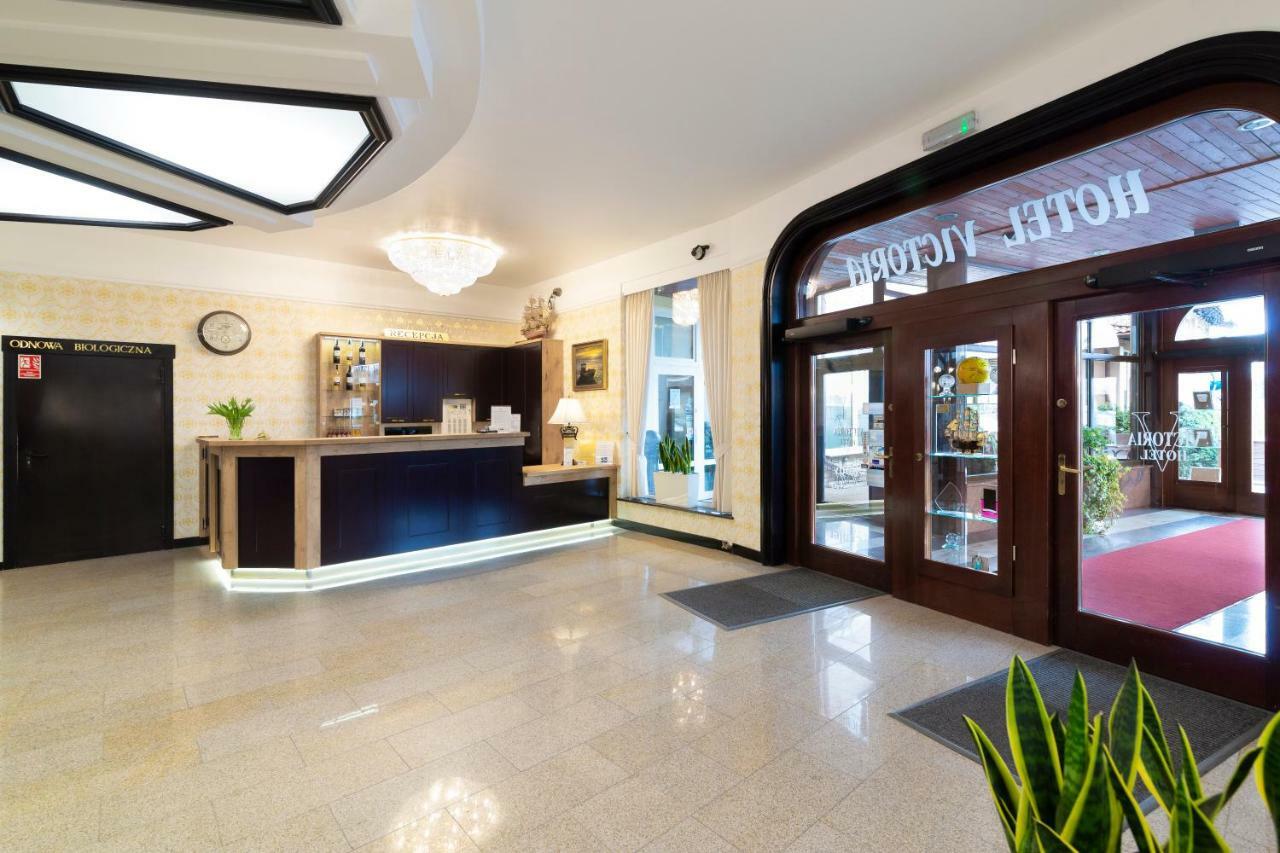 Hotel Victoria Болшево Экстерьер фото